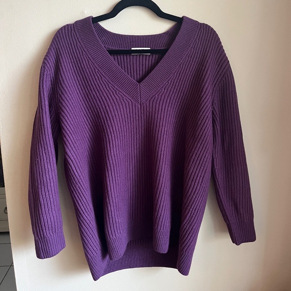 Aritzia Babaton Roger Sweater - Picture 1 of 3